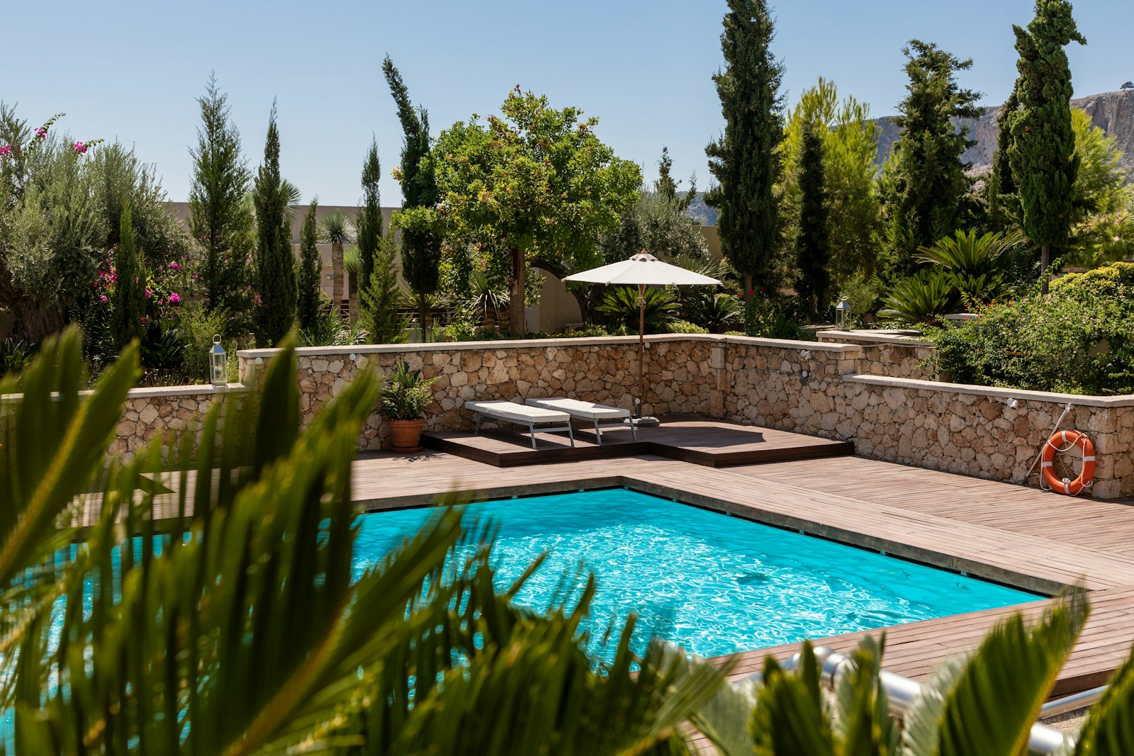 K Corp Enterprises pool services